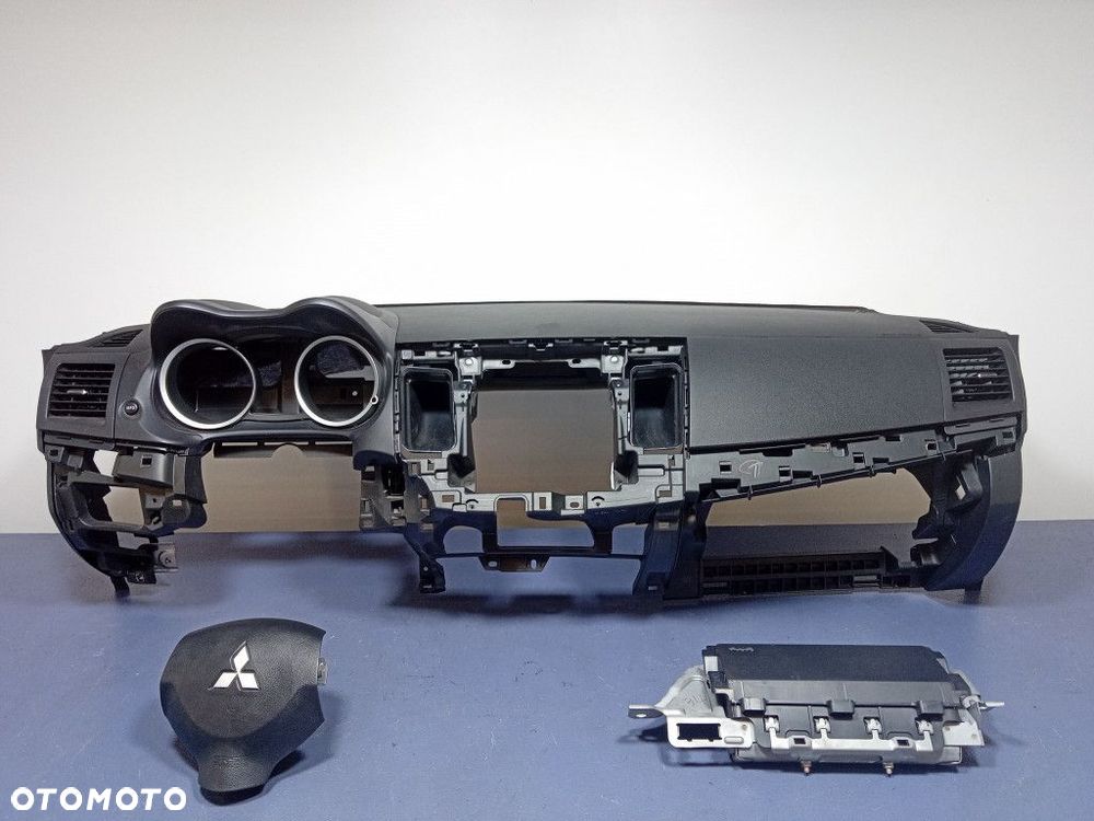 MITSUBISHI LANCER VIII DESKA ROZDZIELCZA KOKPIT PULPIT PODUSZKI AIRBAG EU - 1