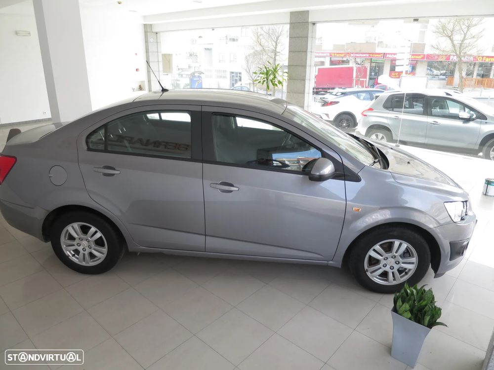 Chevrolet Aveo 1.3 VCDi LT - 4