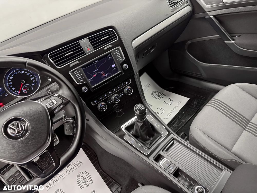 Volkswagen Golf 1.6 TDI BlueMotion Technology Allstar - 26