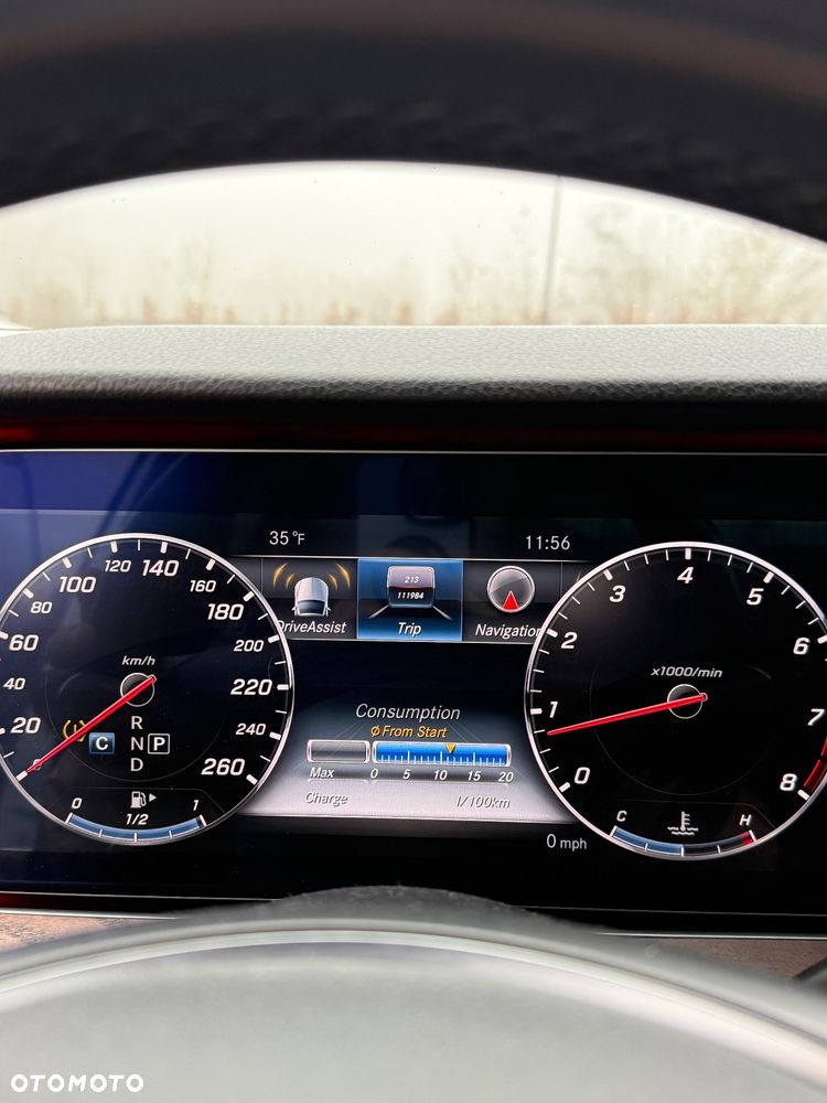 Mercedes-Benz Klasa E 300 9G-TRONIC Exclusive - 22