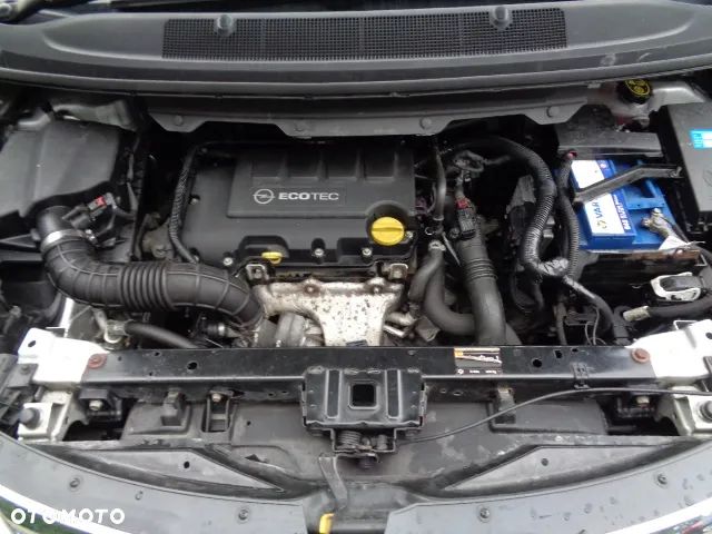 Opel Zafira 1.4 T Elite - 33