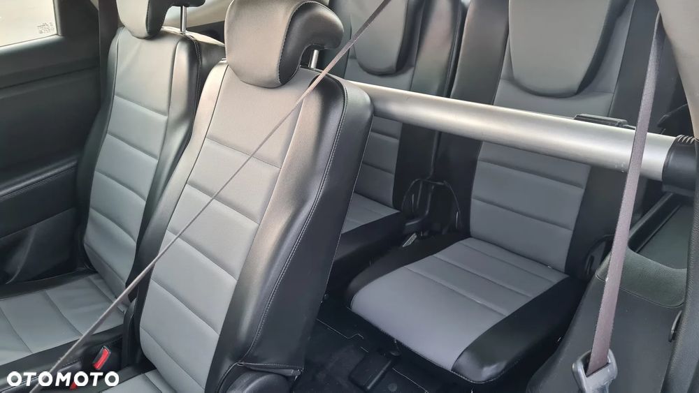 Kia Carens 1.7 CRDi L 7os - 17