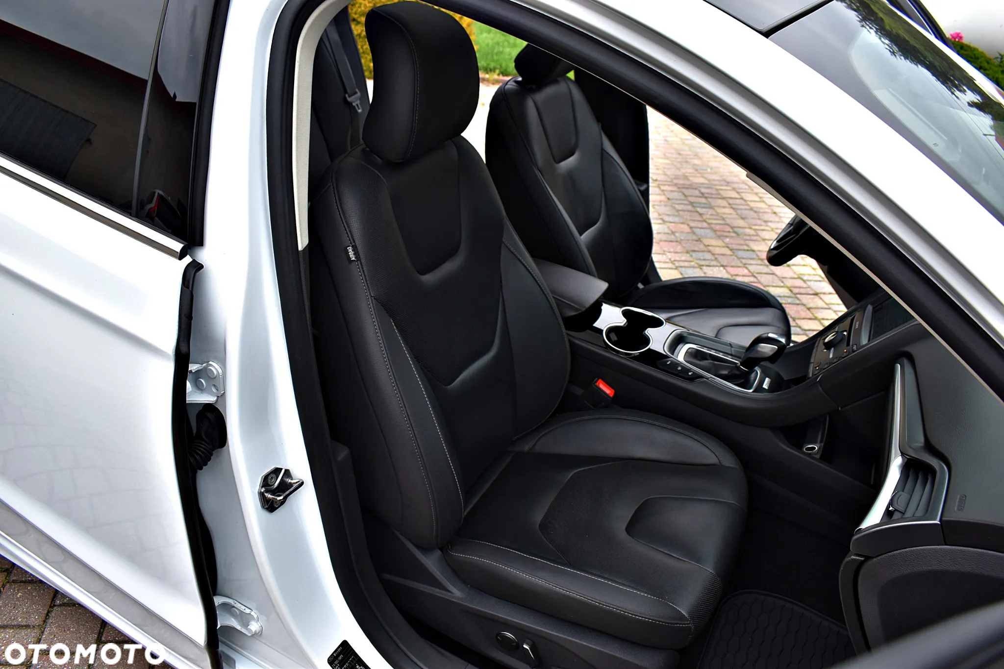 Ford Mondeo - 13
