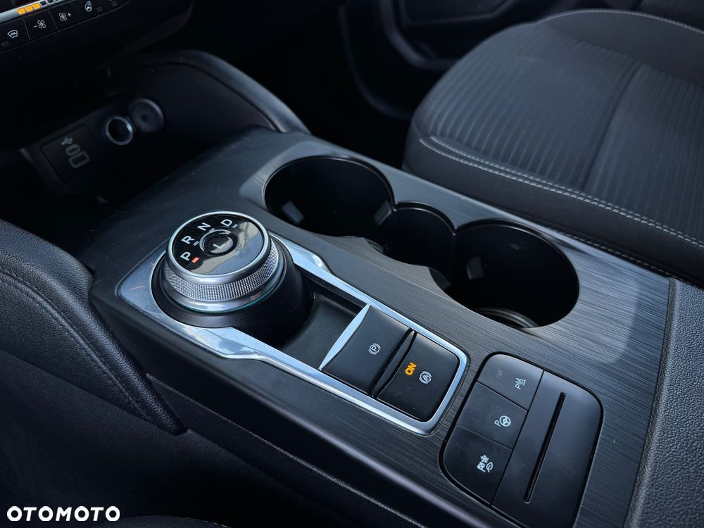 Ford Kuga 2.5 FHEV FWD Titanium - 18