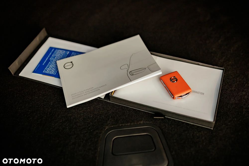 Volvo XC 60 B5 B AWD Plus Black Edition - 40