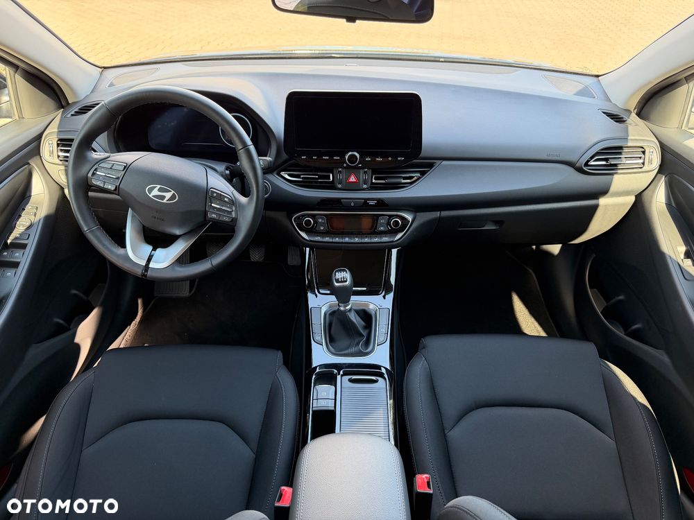 Hyundai i30 1.5 T-GDI 48V Smart Plus - 7