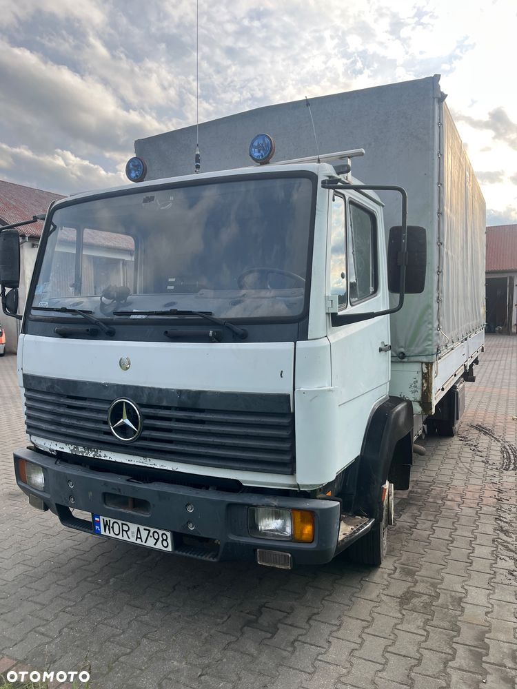 Mercedes-Benz 814D