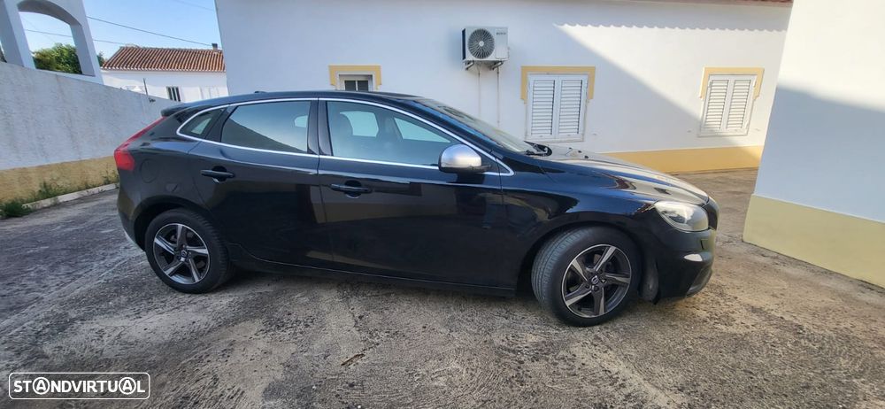 Volvo V40 2.0 D2 R-Design - 6