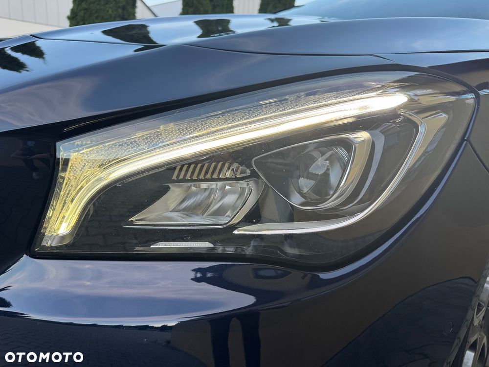 Mercedes-Benz CLA 180 d 7G-DCT Peak Edition - 34