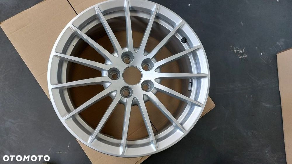 Alufelgi 17" Audi A4 A5 A6 5x112 ET 29 - 2