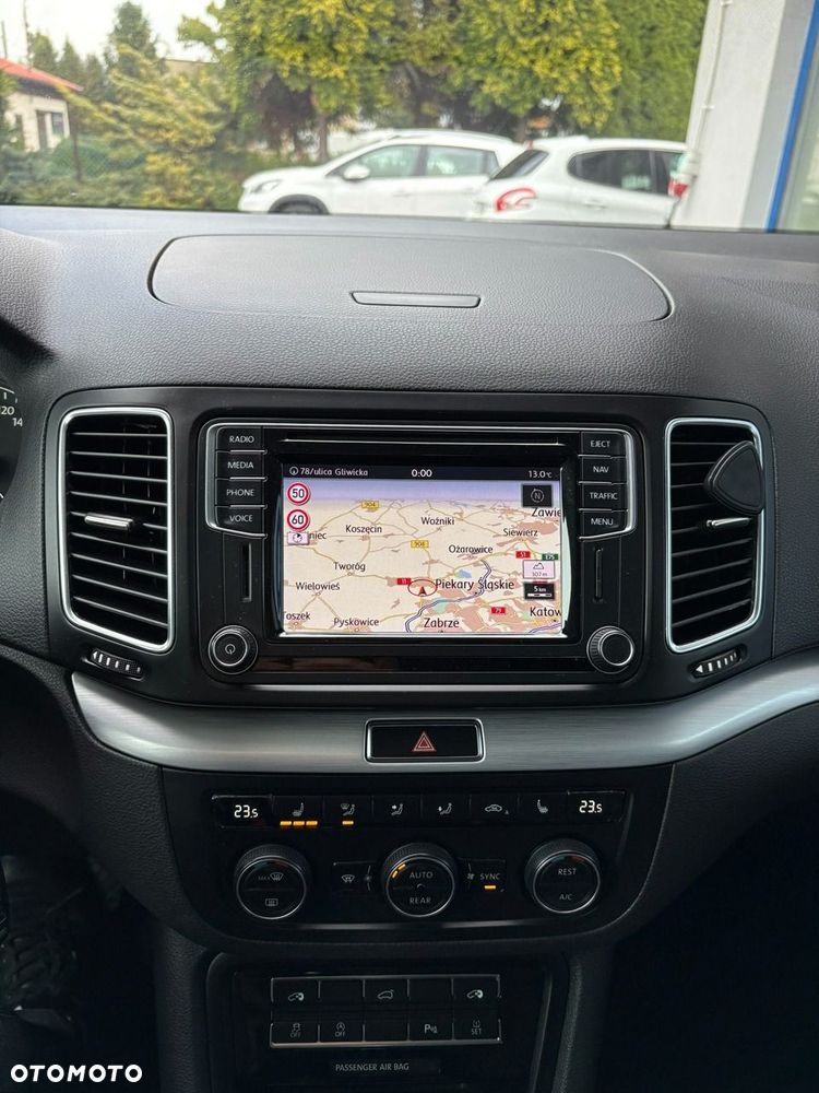 Volkswagen Sharan - 23