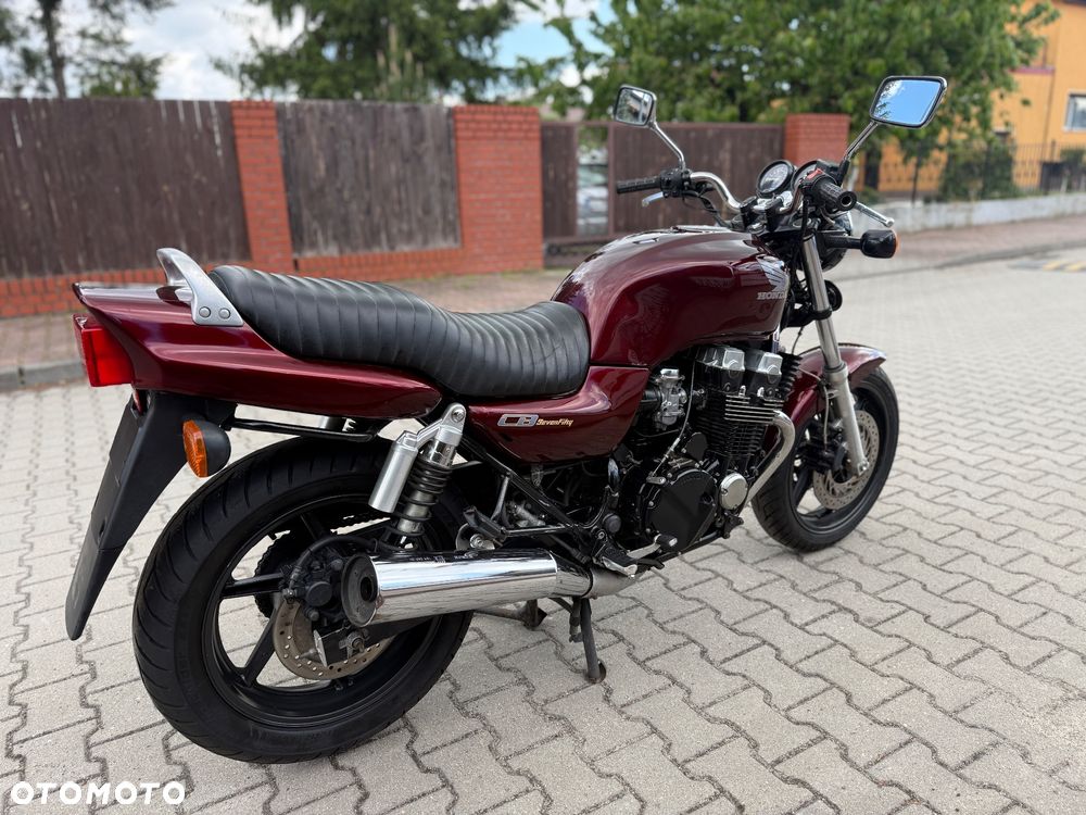 Honda CB - 11