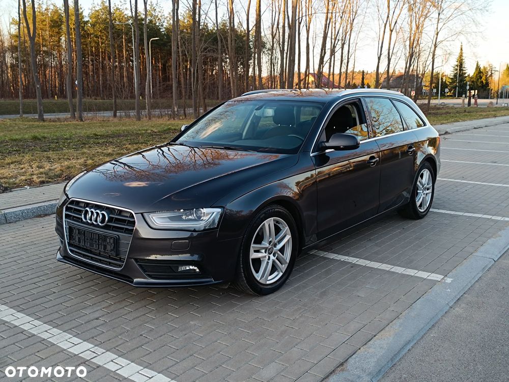 Audi A4 Avant 2.0 TDI DPF Ambition - 13