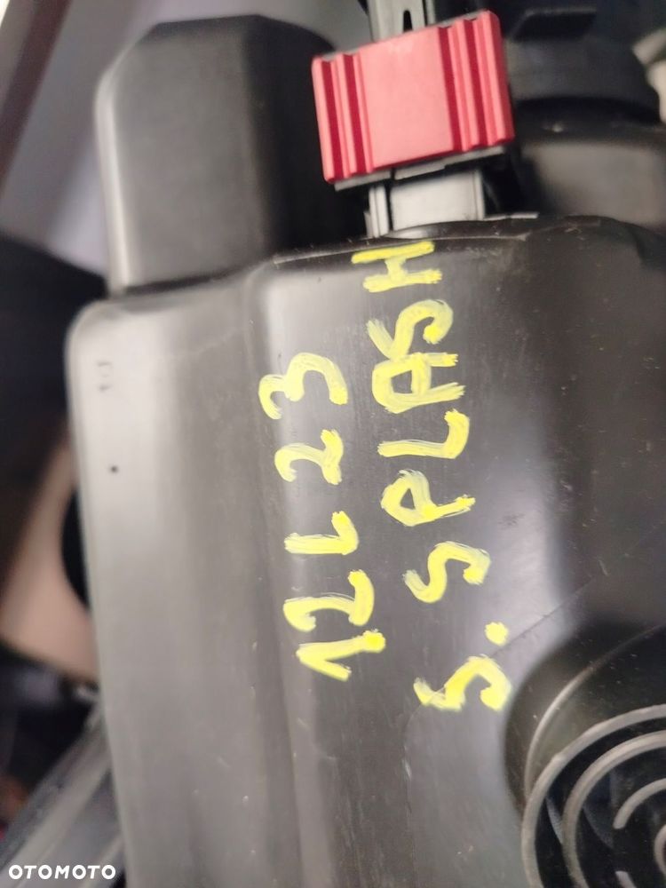 SUZUKI SPLASH 08R- REFLEKTOR LAMPA PRAWY PRZÓD PRAWA PRZEDNIA - 12