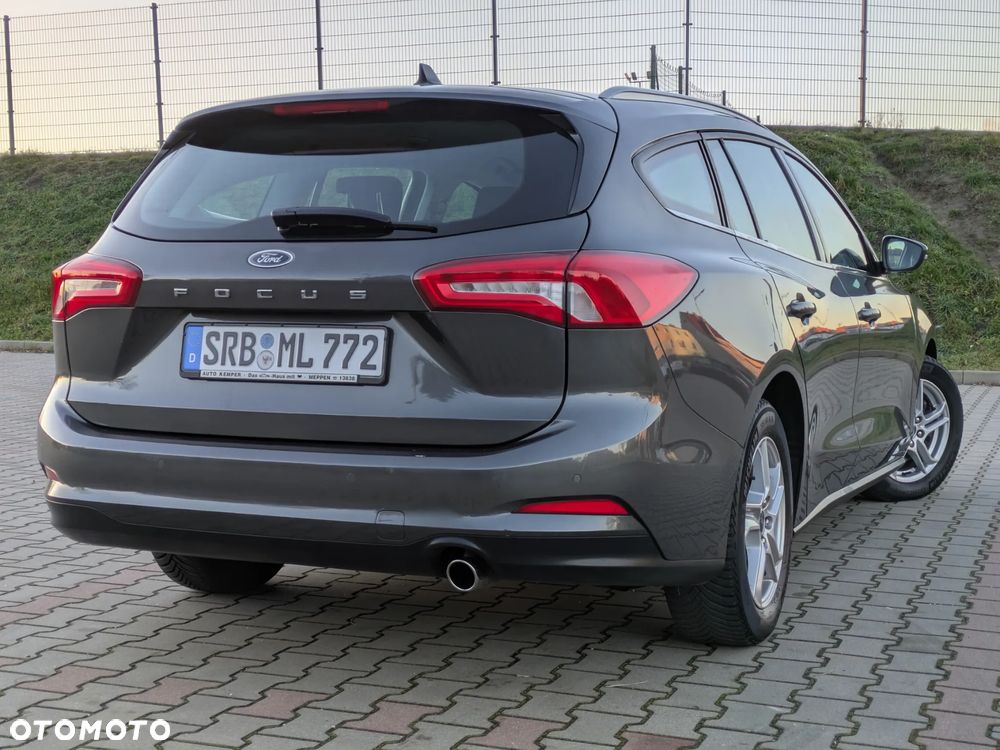 Ford Focus 1.5 EcoBlue Start-Stopp-System COOL&CONNECT - 9