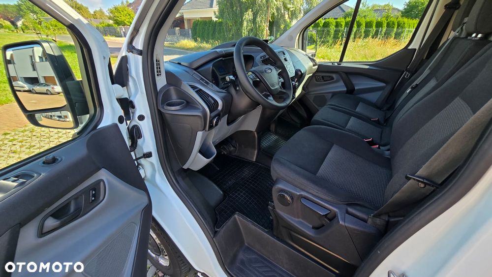 Ford Transit Custom - 12