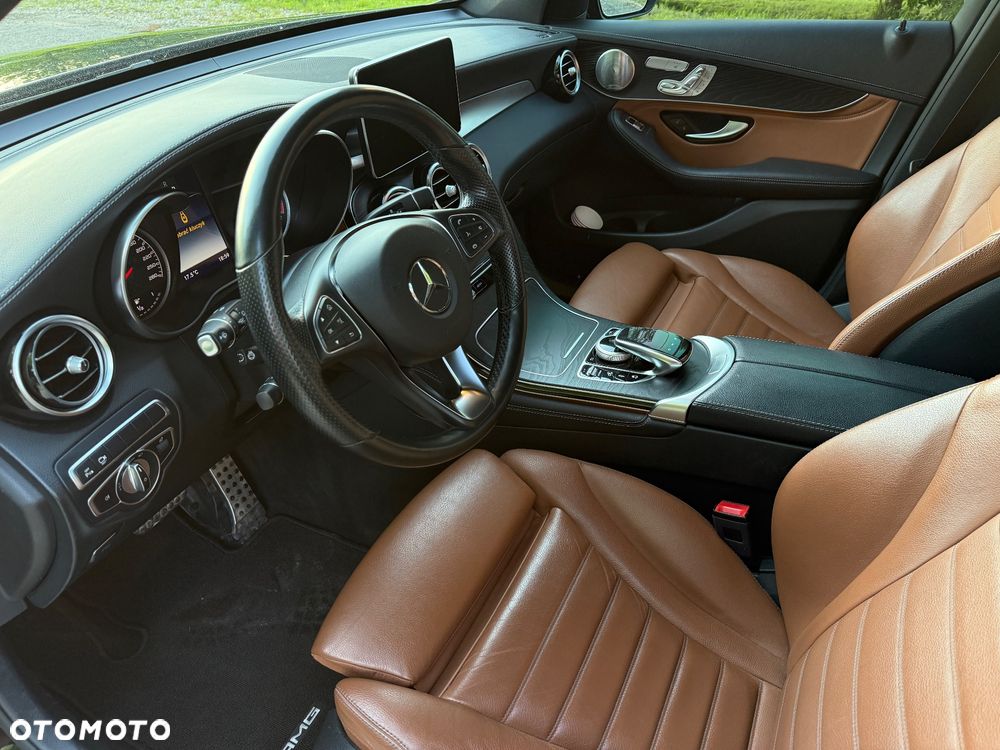 Mercedes-Benz GLC AMG 43 4Matic 9G-TRONIC - 9