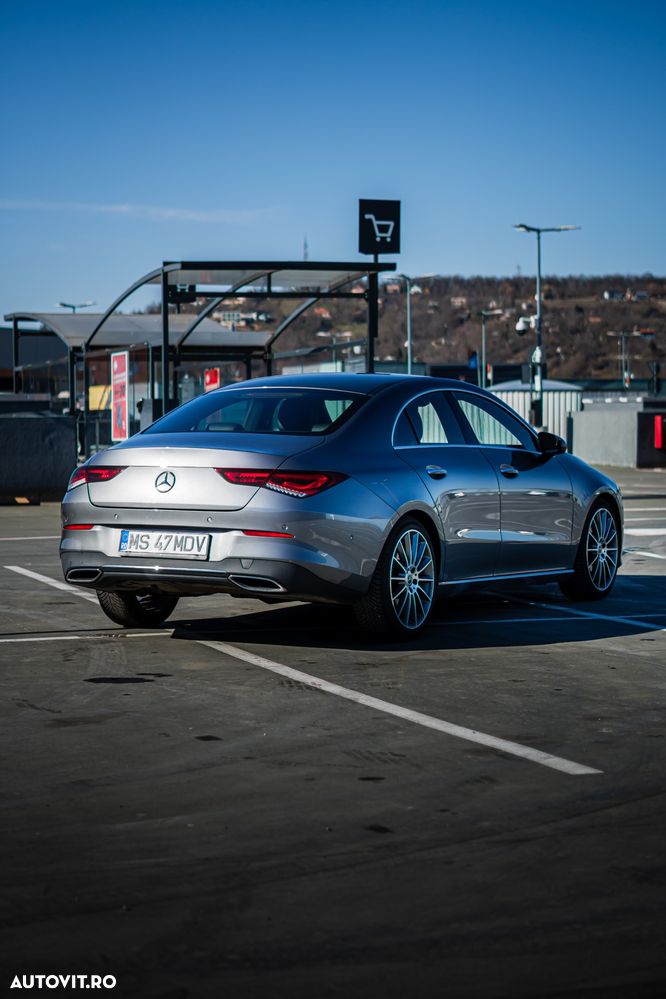 Mercedes-Benz CLA 220 4MATIC 7G-DCT - 4