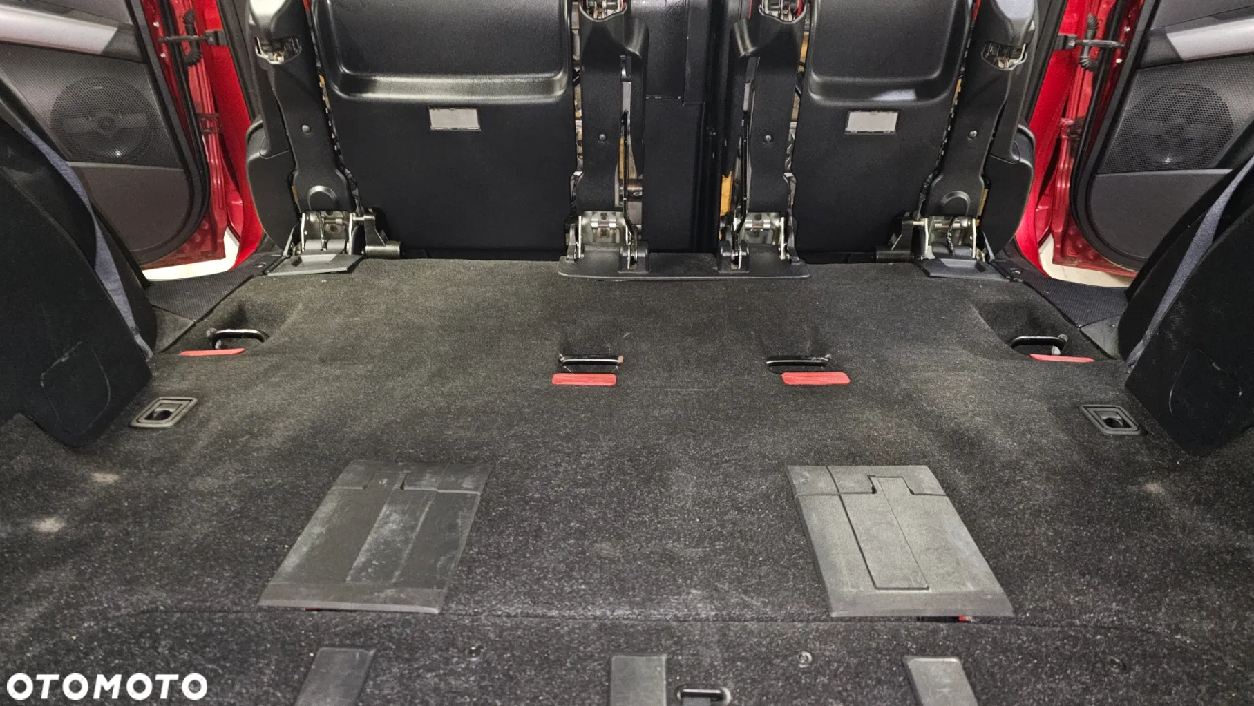Mitsubishi Outlander 2.0 DID Instyle NAVI - 4