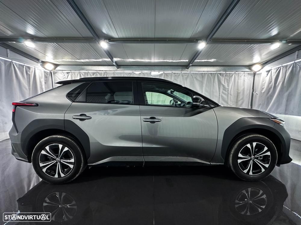 Toyota bZ4X 71,4 kWh Premium AWD - 12
