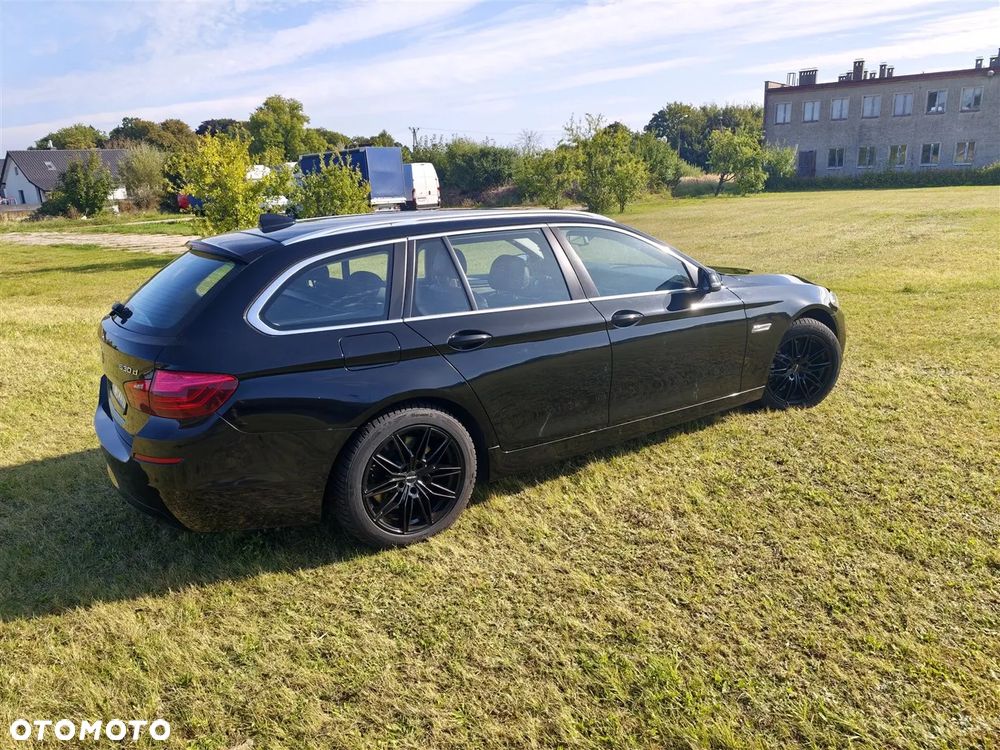 BMW Seria 5 530d xDrive - 5