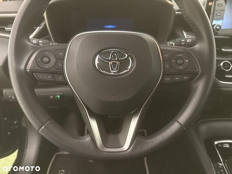 Toyota Corolla - 13
