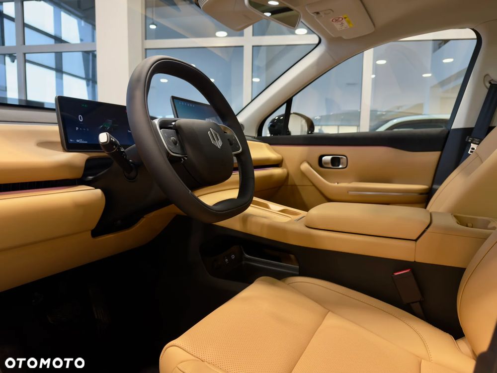 Leapmotor C10 ProMax 81,9 kWh AWD Design - 13