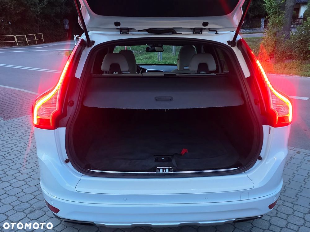 Volvo XC 60 T5 Geartronic Summum - 19