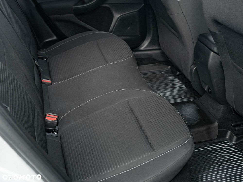 Ford Focus - 32