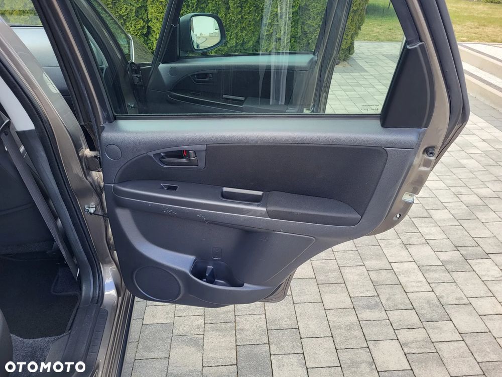 Fiat Sedici 1.6 16V 4x2 Dynamic - 17