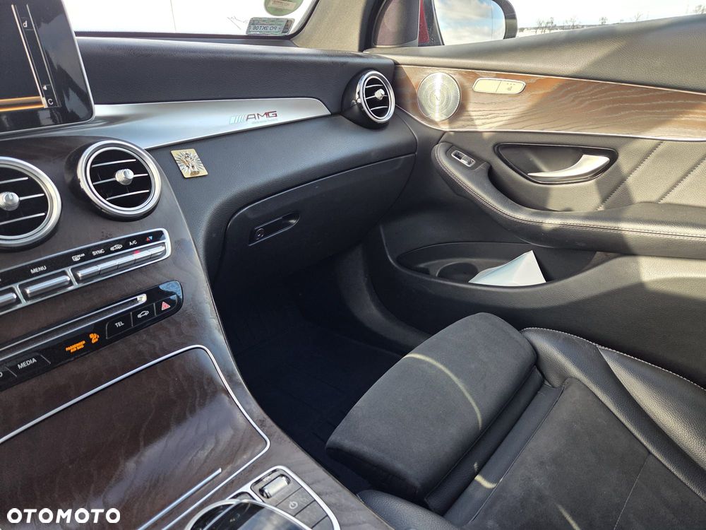 Mercedes-Benz GLC - 6