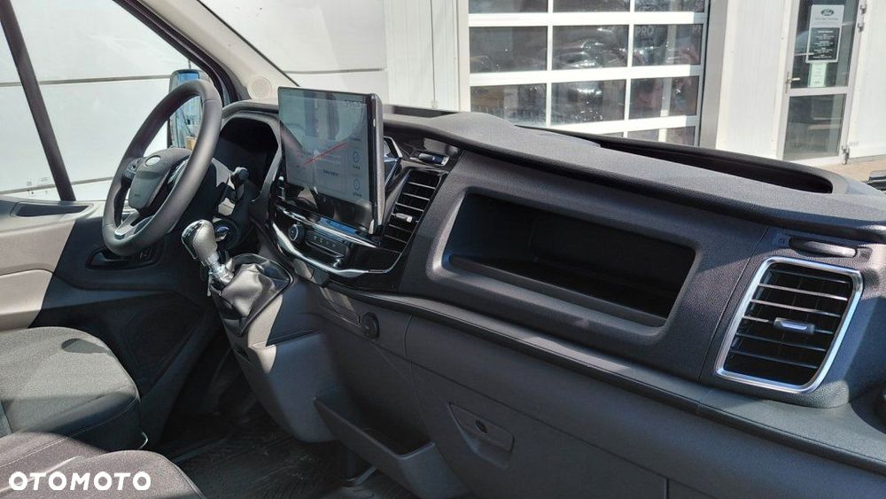 Ford Transit - 18