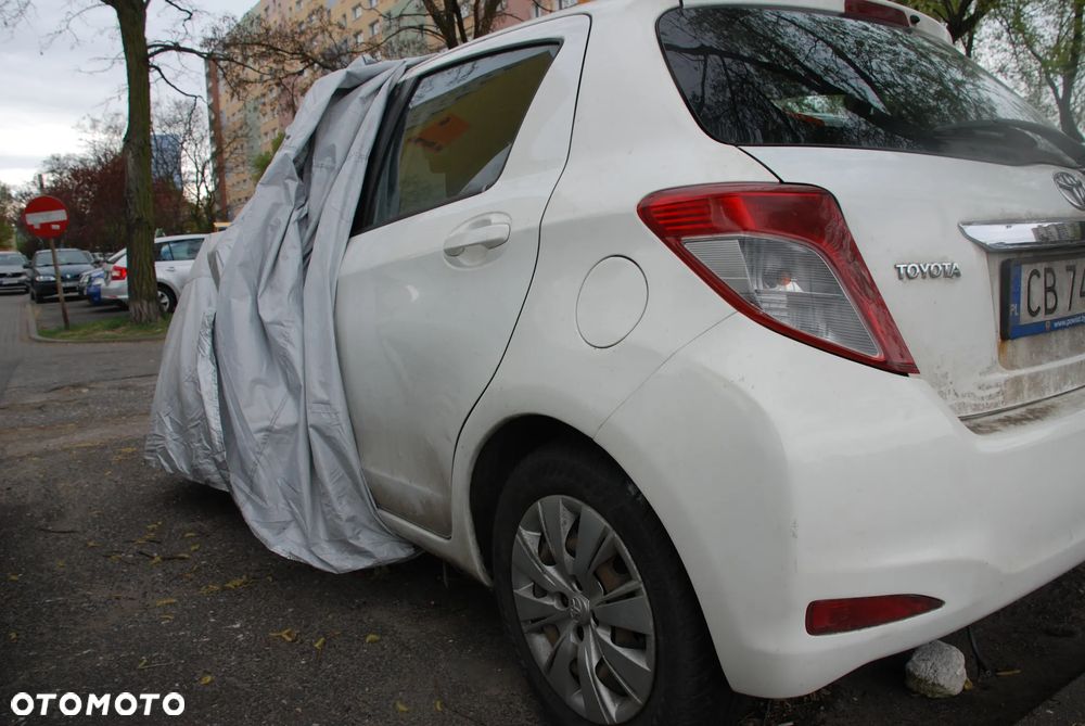 Toyota Yaris 1.0 Active - 2