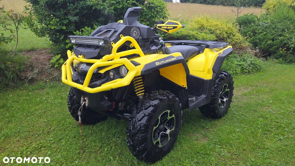 Can-Am Outlander - 10