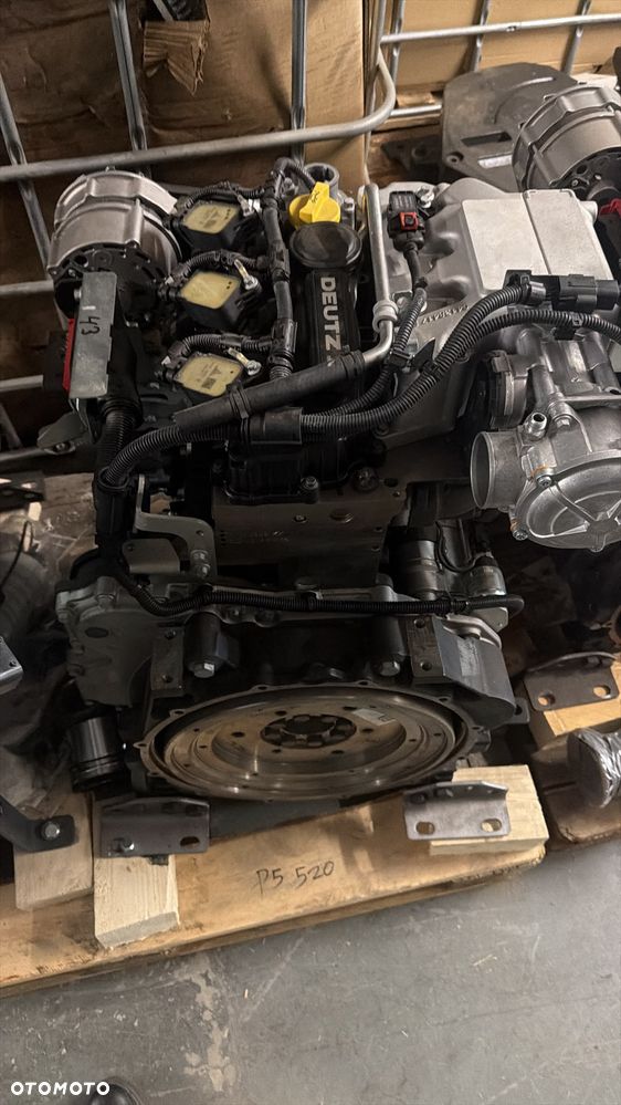 Silnik DEUTZ TD 2.2 L3 36,4 KW 2202258 - 3