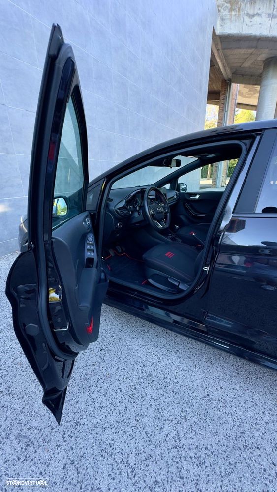 Ford Fiesta 1.0 EcoBoost ST-Line - 12