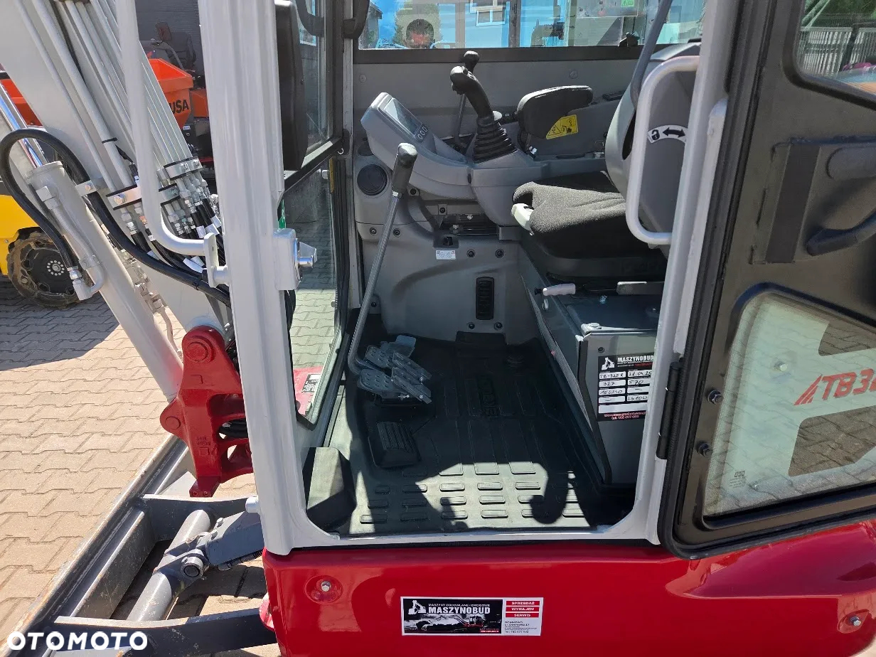 Takeuchi Koparka Minikoparka Takeuchi TB325 V3 Powertilt + HS03 + 3 łyżki - 13