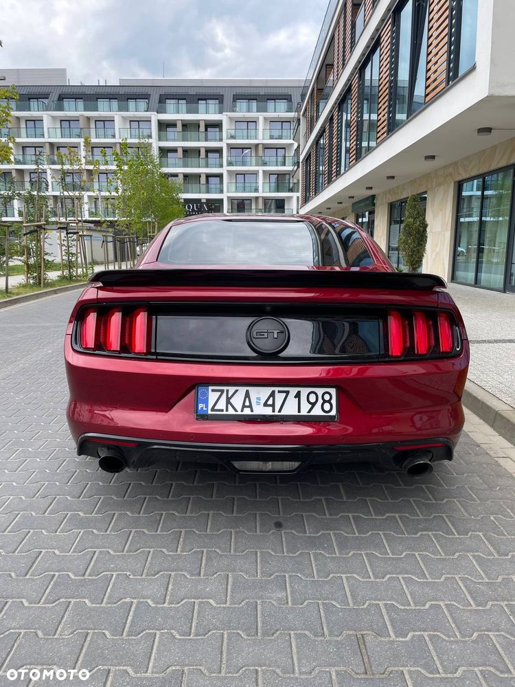 Ford Mustang 5.0 V8 GT - 14