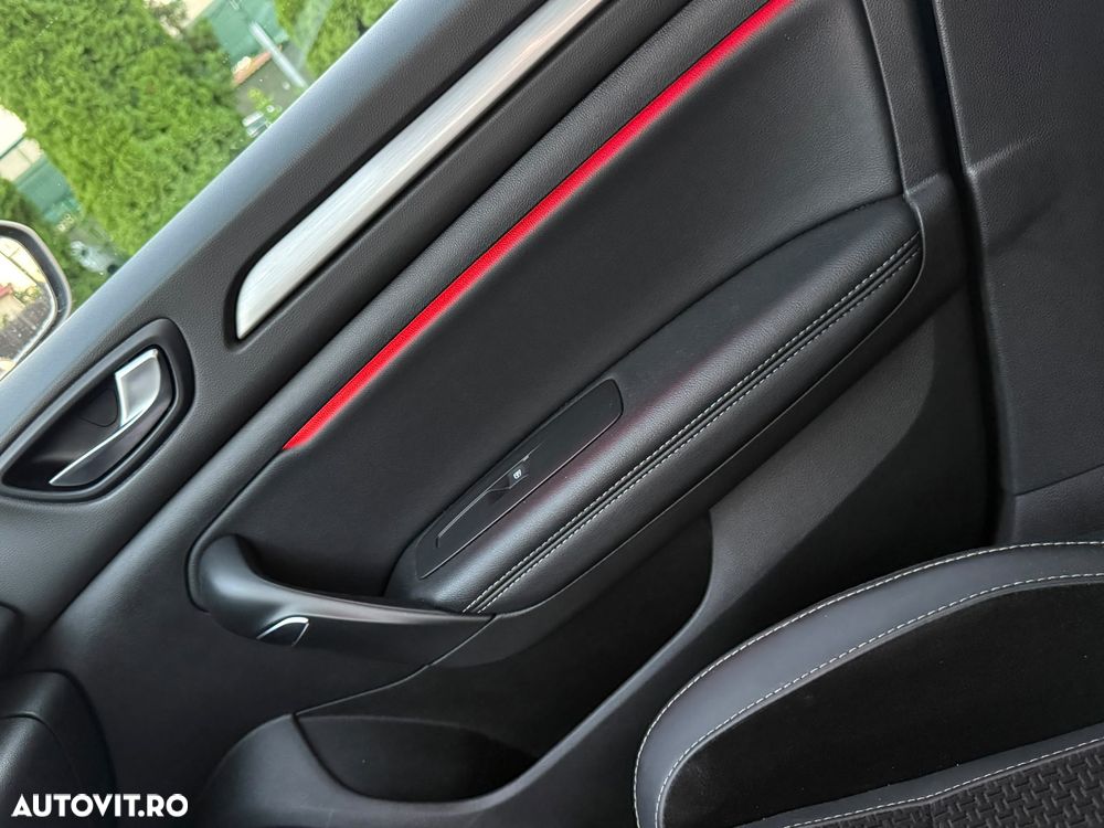 Renault Megane ENERGY dCi 110 EDC INTENS - 14