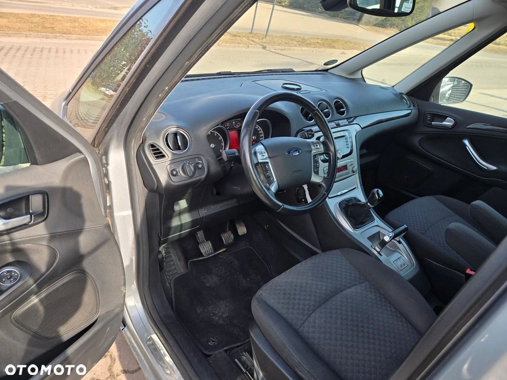 Ford Galaxy 2.0 Concept - 5