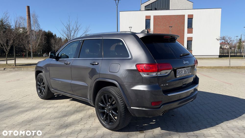 Jeep Grand Cherokee 5.7 V8 HEMI Summit - 3