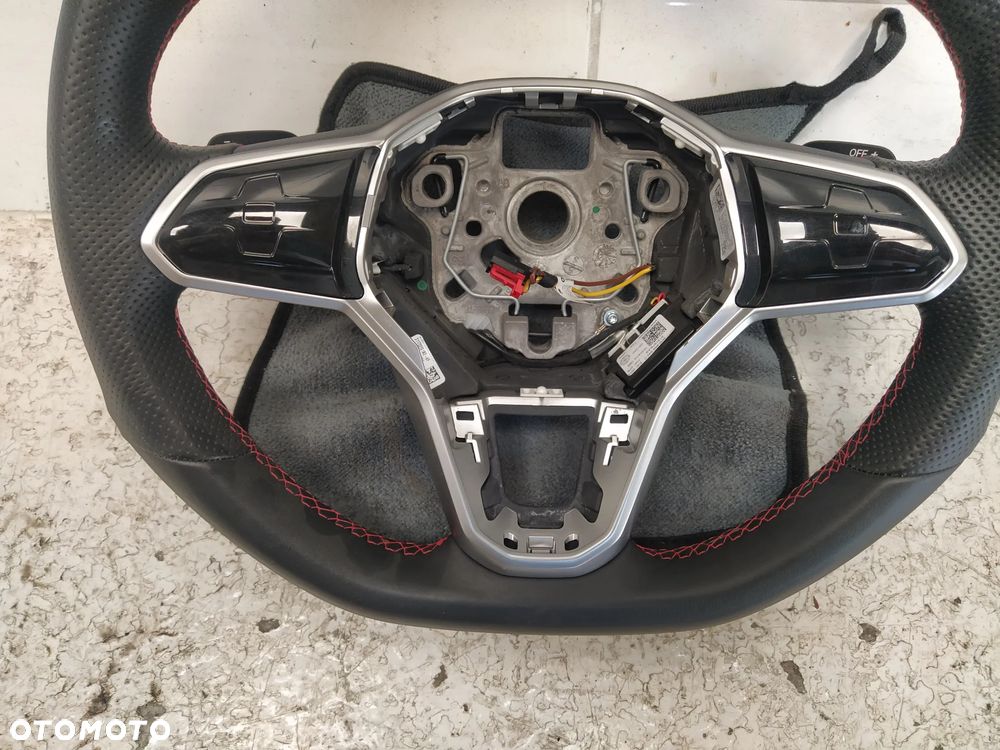 VW GOLF VIII GTI KIEROWNICA MULTIFUNKCYJNA ŁOPATKI CZERWONA NIĆ ORYGINAŁ - 9