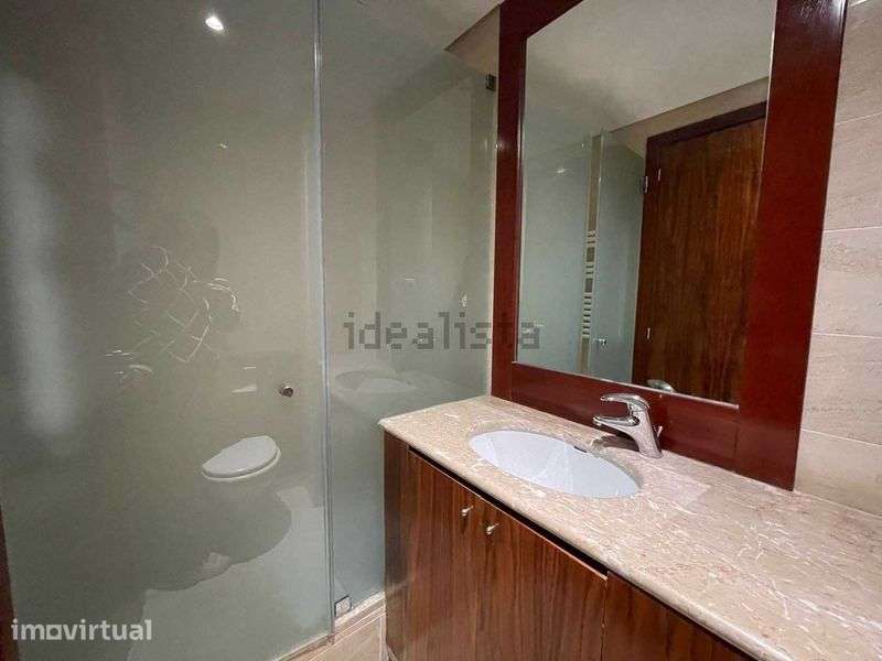 Apartamento T2 para arrendar em Expo central - Grande imagem: 4/12