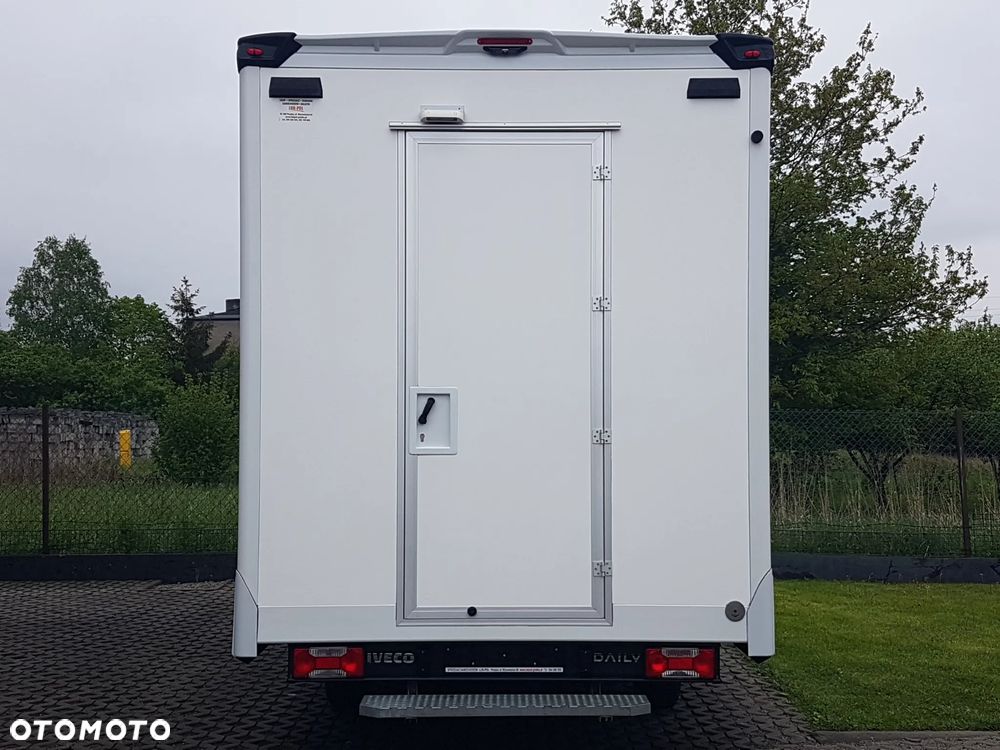 Iveco DAILY KONTENER NISKOPODŁOGOWY 4,44x2,23x2,42 SKLEP FOODTRUCK BAR KLIMA KONIOWÓZ KAMPER - 15