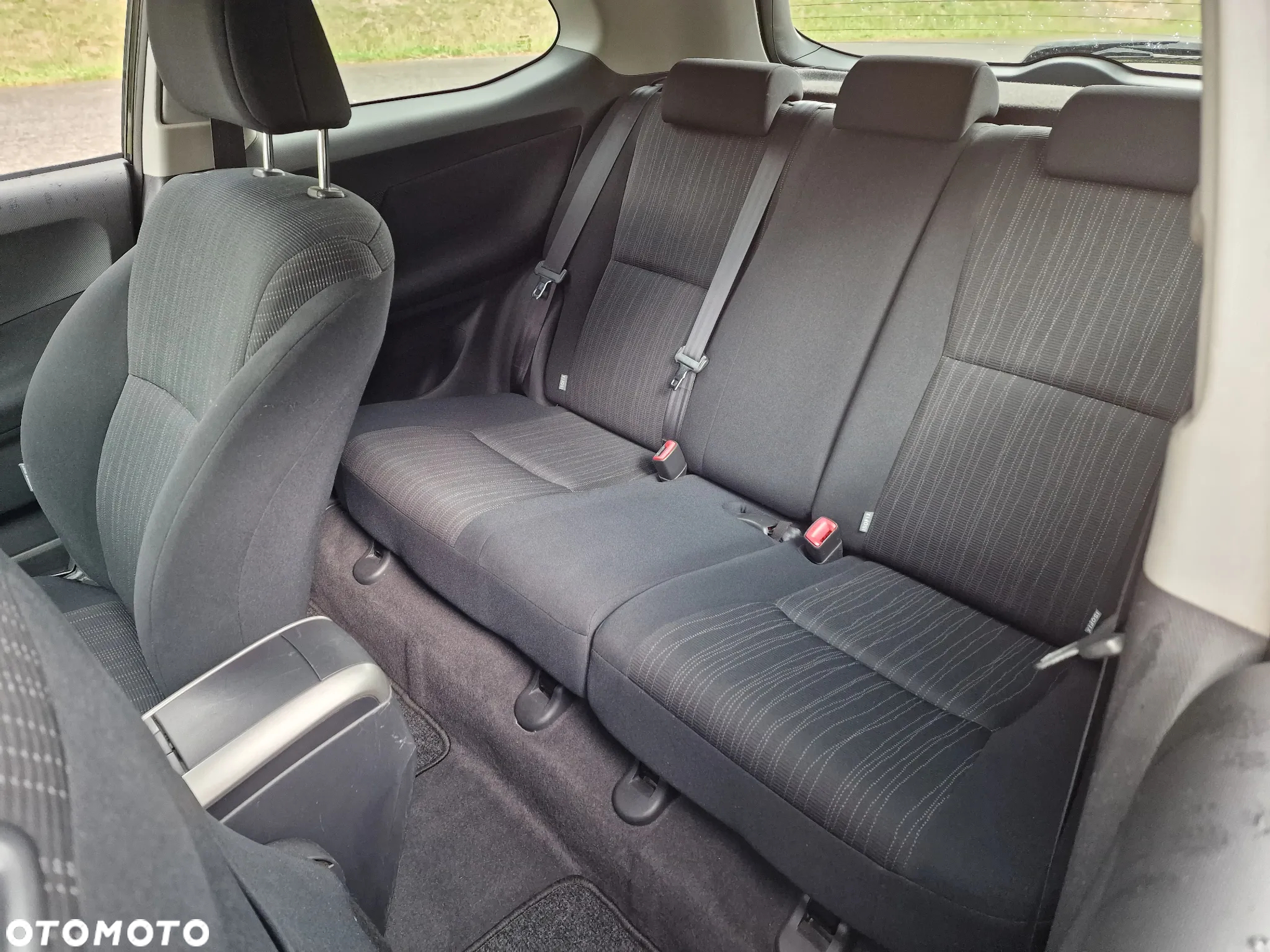 Toyota Auris 1.6 VVT-i Luna - 11