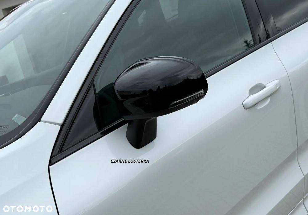 Volvo XC 60 B4 D AWD Plus Dark - 35