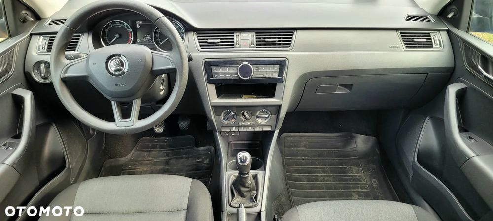 Skoda RAPID 1.0 TSI Active - 10