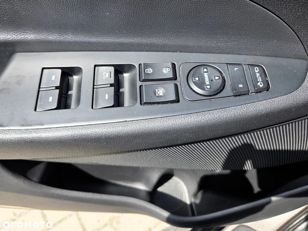 Hyundai Tucson 1.7 CRDI BlueDrive Comfort 2WD - 18