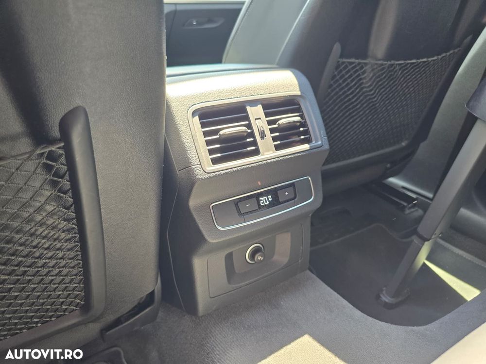 Audi Q5 40 TDI quattro S tronic S line - 28
