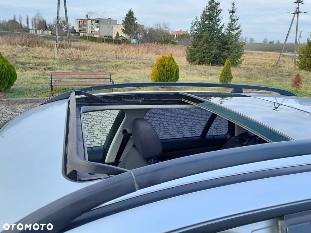 BMW Seria 3 320d DPF Touring - 27